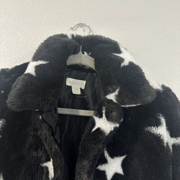 Girls Star Print Faux Fur Jacket Black White Soft 10/12 Large (See Measurements) - Picture 3 of 5